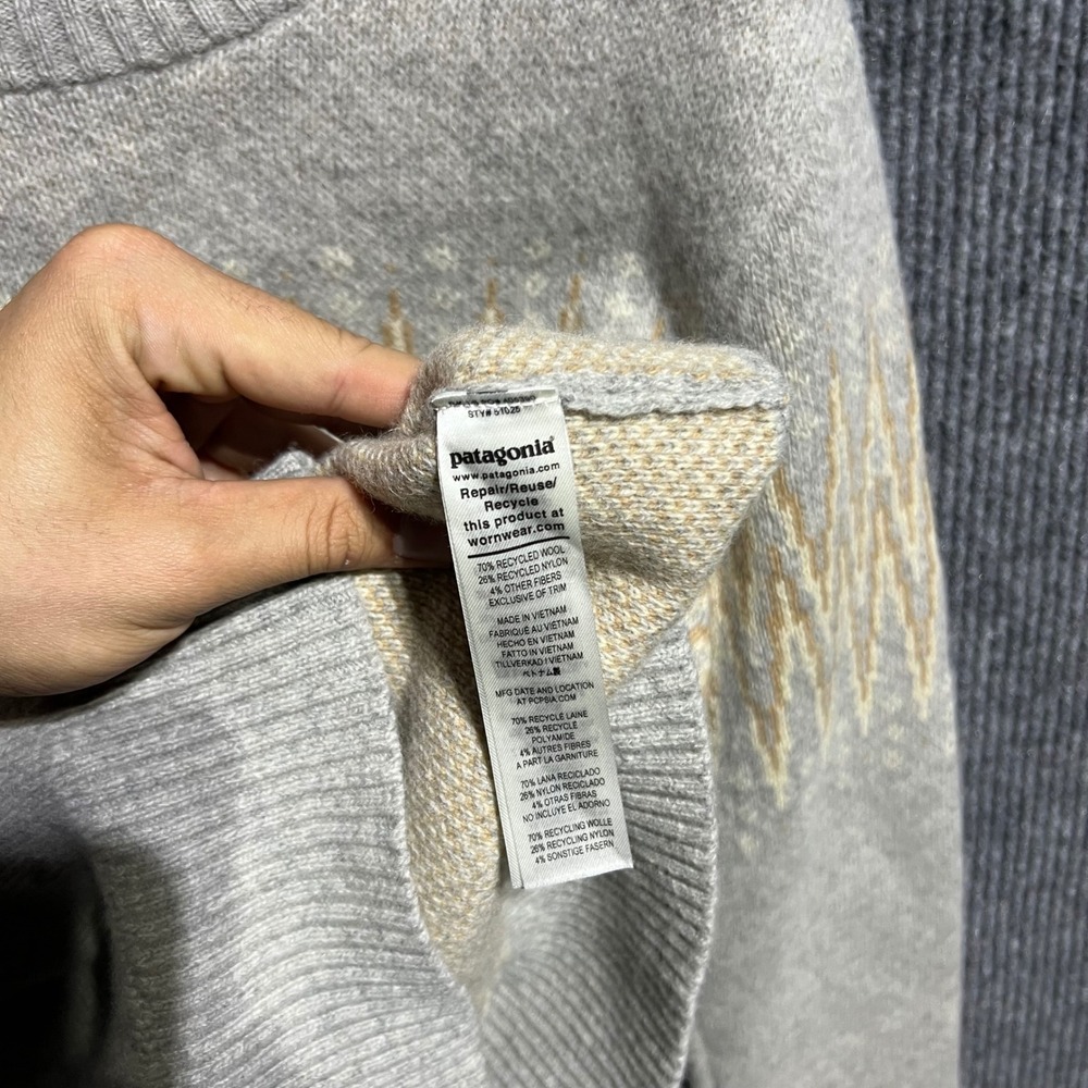 Patagonia Recycled Wool Sweater Women Large Grey Zig Zag Knit 51025 Crewneck - Picture 6 of 8